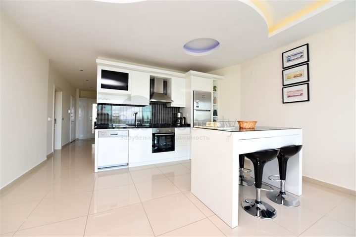 Geräumige Zweizimmerwohnung 50 m vom Meer entfernt