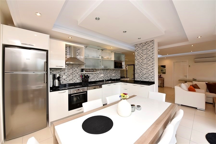 Geräumige und helle 3+1-Wohnung vom Eigentümer in Avsallar