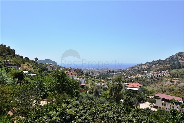 Luxusvilla mit 5+1 Grundriss in Alanya