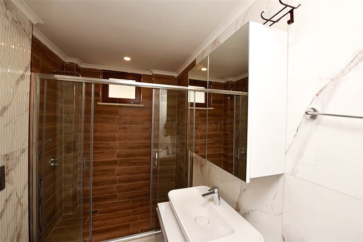 Luxusvilla mit 5+1 Grundriss in Alanya