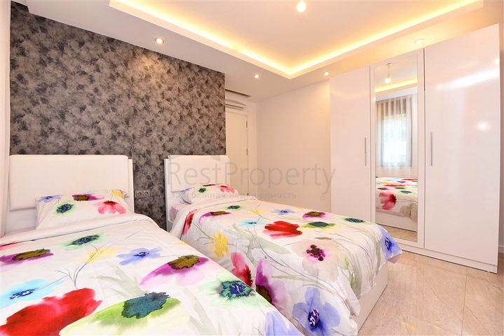 Luxusvilla mit 5+1 Grundriss in Alanya