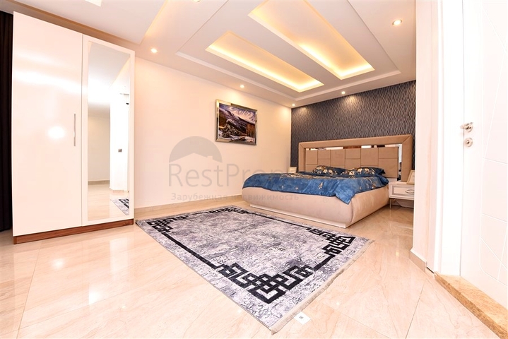Luxusvilla mit 5+1 Grundriss in Alanya