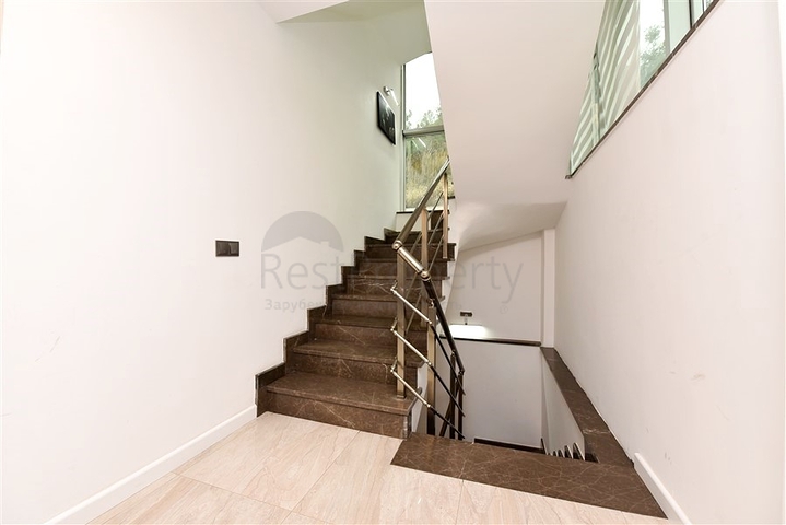 Luxusvilla mit 5+1 Grundriss in Alanya