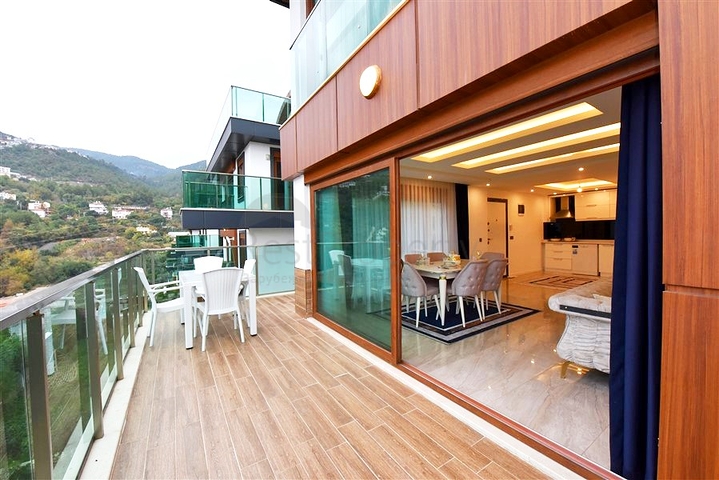 Luxusvilla mit 5+1 Grundriss in Alanya