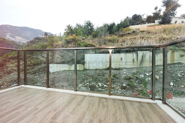 Luxusvilla mit 5+1 Grundriss in Alanya