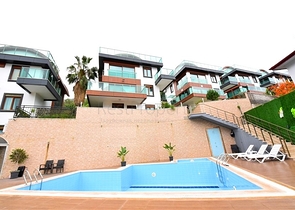 Luxusvilla mit 5+1 Grundriss in Alanya