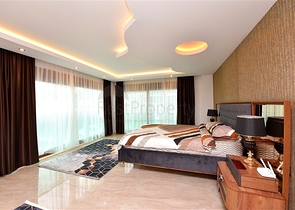 Luxusvilla mit 5+1 Grundriss in Alanya