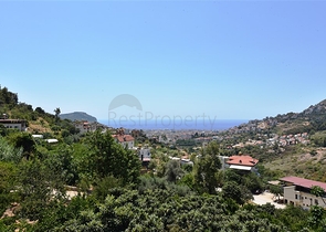 Luxusvilla mit 5+1 Grundriss in Alanya