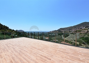 Luxusvilla mit 5+1 Grundriss in Alanya