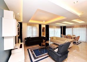 Luxusvilla mit 5+1 Grundriss in Alanya