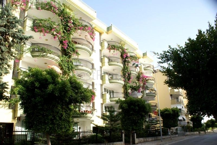 Wohnung 2+1 100 Meter vom Meer entfernt