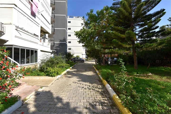 Wohnung 2+1 100 Meter vom Meer entfernt