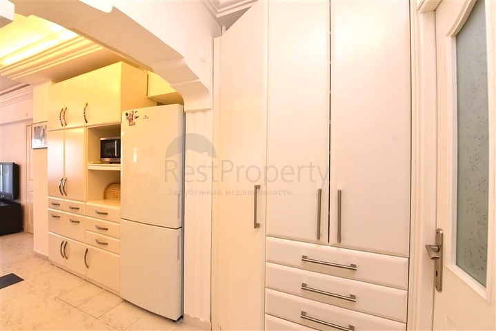 Wohnung 2+1 100 Meter vom Meer entfernt