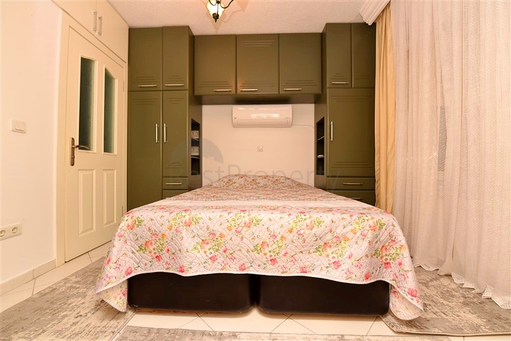 Wohnung 2+1 100 Meter vom Meer entfernt