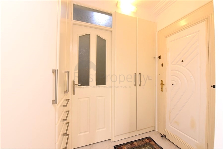 Wohnung 2+1 100 Meter vom Meer entfernt