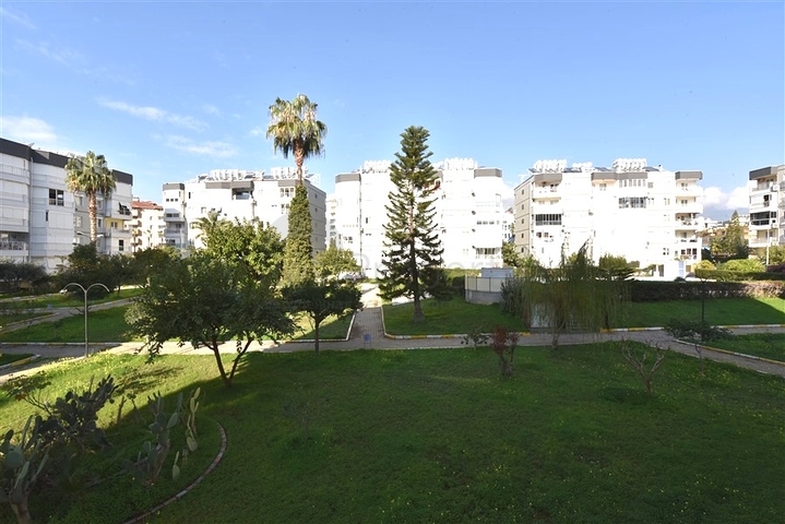 Wohnung 2+1 100 Meter vom Meer entfernt