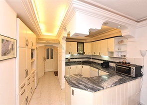 Wohnung 2+1 100 Meter vom Meer entfernt