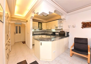 Wohnung 2+1 100 Meter vom Meer entfernt