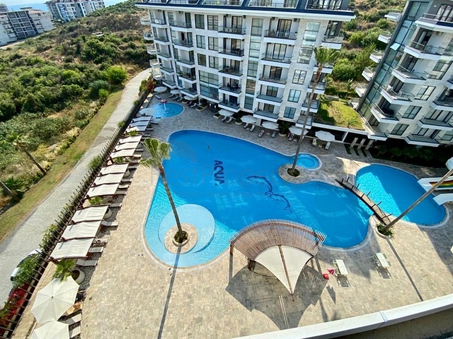 Geräumige Zweizimmerwohnung in einer Wohnanlage mit entwickelter Infrastruktur in Kestel