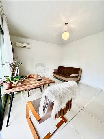 Geräumige Zweizimmerwohnung in einer Wohnanlage mit entwickelter Infrastruktur in Kestel