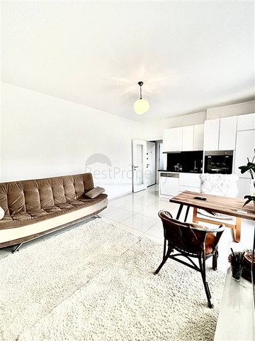 Geräumige Zweizimmerwohnung in einer Wohnanlage mit entwickelter Infrastruktur in Kestel