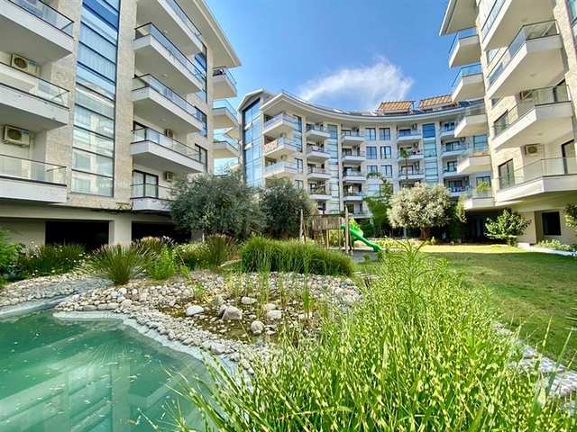 Geräumige Zweizimmerwohnung in einer Wohnanlage mit entwickelter Infrastruktur in Kestel