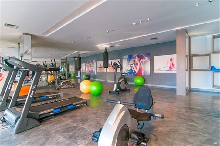 Geräumige Zweizimmerwohnung in einer Wohnanlage mit entwickelter Infrastruktur in Kestel