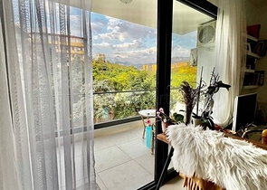 Geräumige Zweizimmerwohnung in einer Wohnanlage mit entwickelter Infrastruktur in Kestel