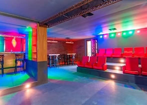 Geräumige Zweizimmerwohnung in einer Wohnanlage mit entwickelter Infrastruktur in Kestel