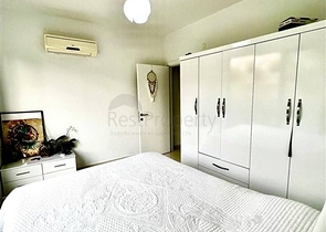 Geräumige Zweizimmerwohnung in einer Wohnanlage mit entwickelter Infrastruktur in Kestel