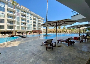 Geräumige Zweizimmerwohnung in einer Wohnanlage mit entwickelter Infrastruktur in Kestel