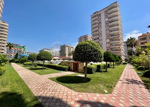 2+1 Wohnung mit Panoramablick auf das Meer