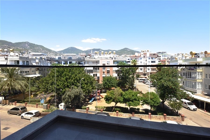 1+1 Wohnung in einem Luxus-Komplex am Kleopatra-Strand vom Eigentümer