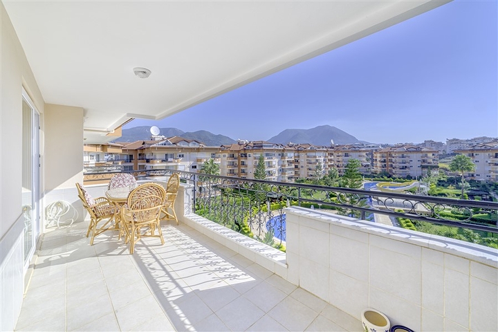 Geräumiges Penthouse vom Eigentümer mit 3+1 Grundriss in Oba/Alanya