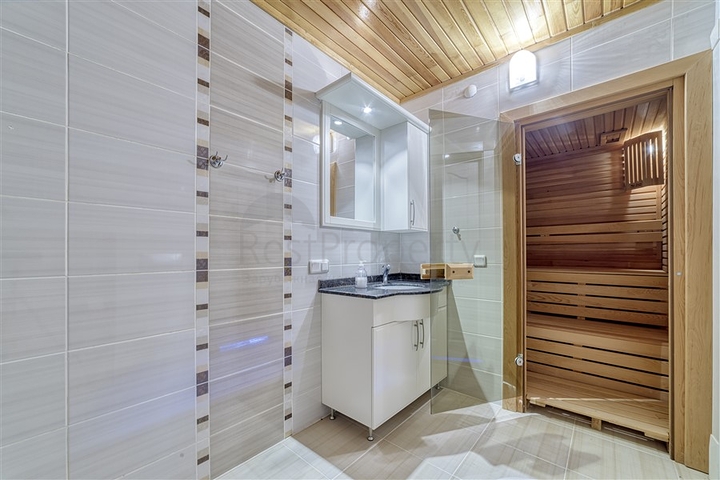 Geräumiges Penthouse vom Eigentümer mit 3+1 Grundriss in Oba/Alanya