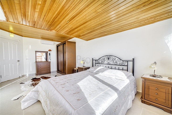 Geräumiges Penthouse vom Eigentümer mit 3+1 Grundriss in Oba/Alanya