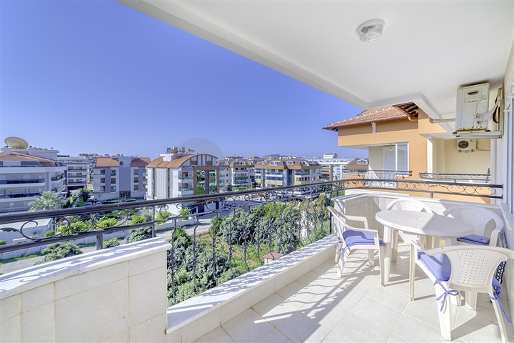 Geräumiges Penthouse vom Eigentümer mit 3+1 Grundriss in Oba/Alanya