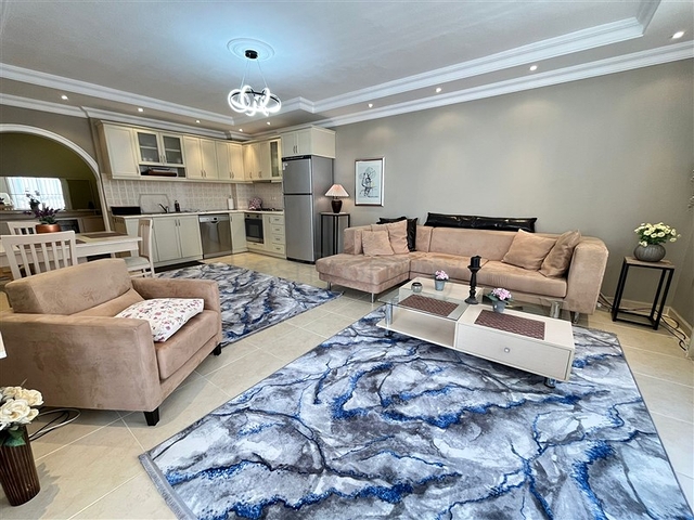 Möblierte Wohnung mit zwei Schlafzimmern im Stadtteil Oba