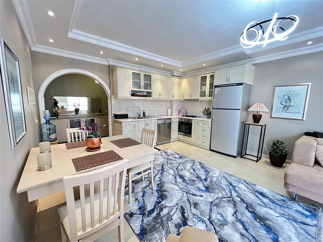 Möblierte Wohnung mit zwei Schlafzimmern im Stadtteil Oba