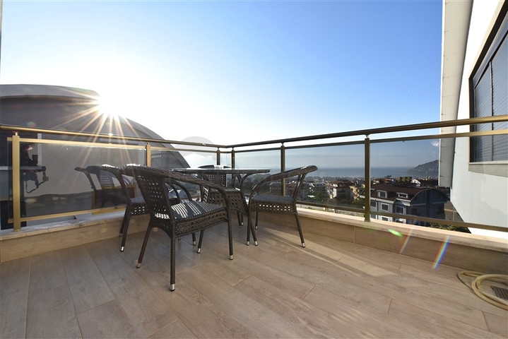 Penthouse mit Panoramablick auf das Mittelmeer