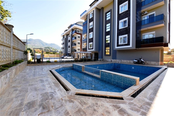 Wohnungen in einem neuen Komplex im Bezirk Oba