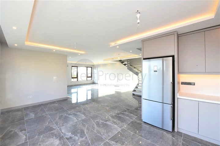 3+1 Penthouse mit Blick auf das Mittelmeer in Mahmutlar