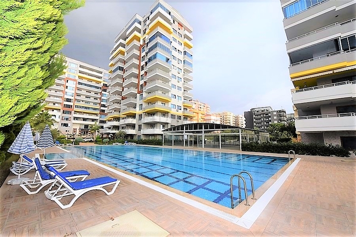 3+1 Penthouse mit Blick auf das Mittelmeer in Mahmutlar