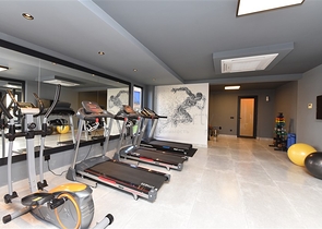 Schicke 3+1-Wohnung mit separater Küche im Zentrum von Alanya