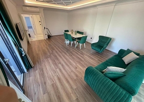 Schicke 3+1-Wohnung mit separater Küche im Zentrum von Alanya