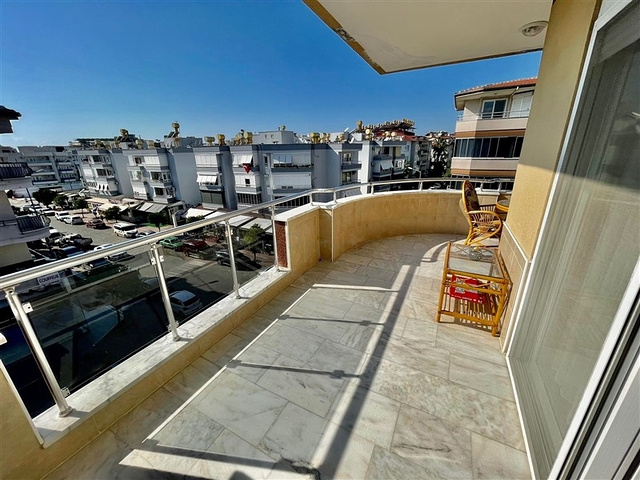 Penthouse 4+1 im Bezirk Oba