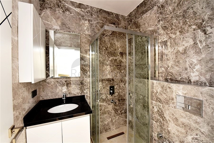 2+1 Penthouse mit Meerblick auf Cleopatra