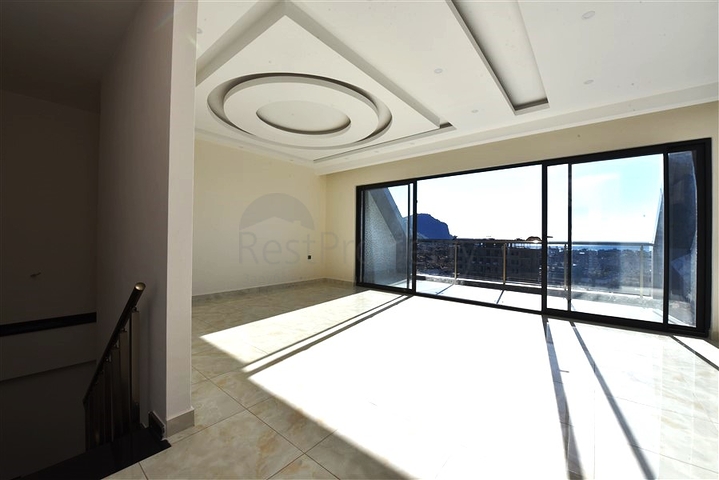 2+1 Penthouse mit Meerblick auf Cleopatra