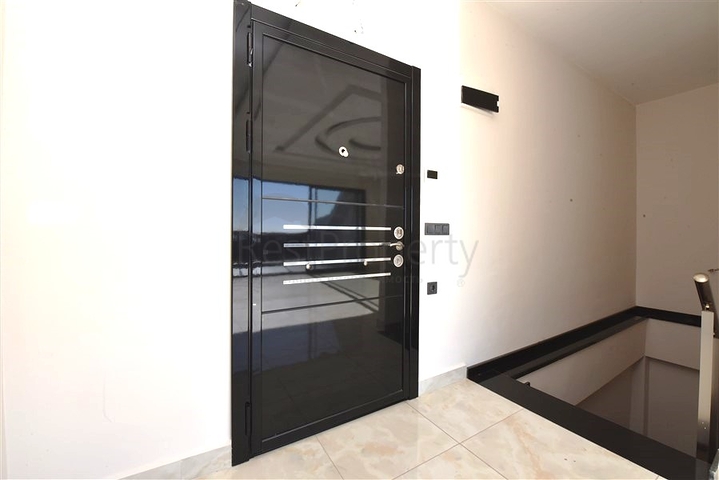 2+1 Penthouse mit Meerblick auf Cleopatra