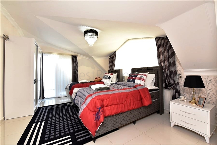 Penthouse mit 2+1 Grundriss auf Cleopatra